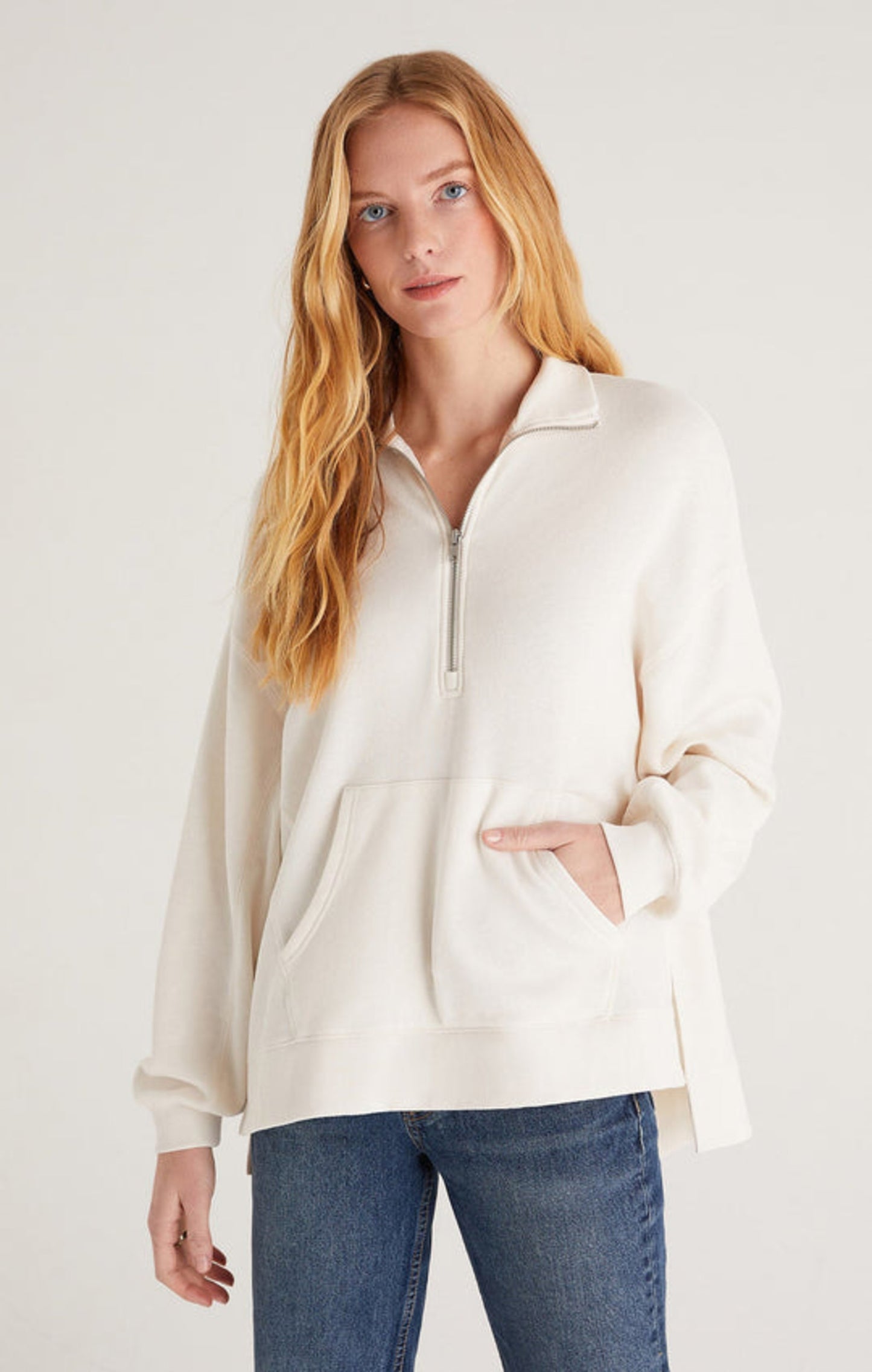HALF-ZIP MODERN WEEKENDER / SANDSTONE