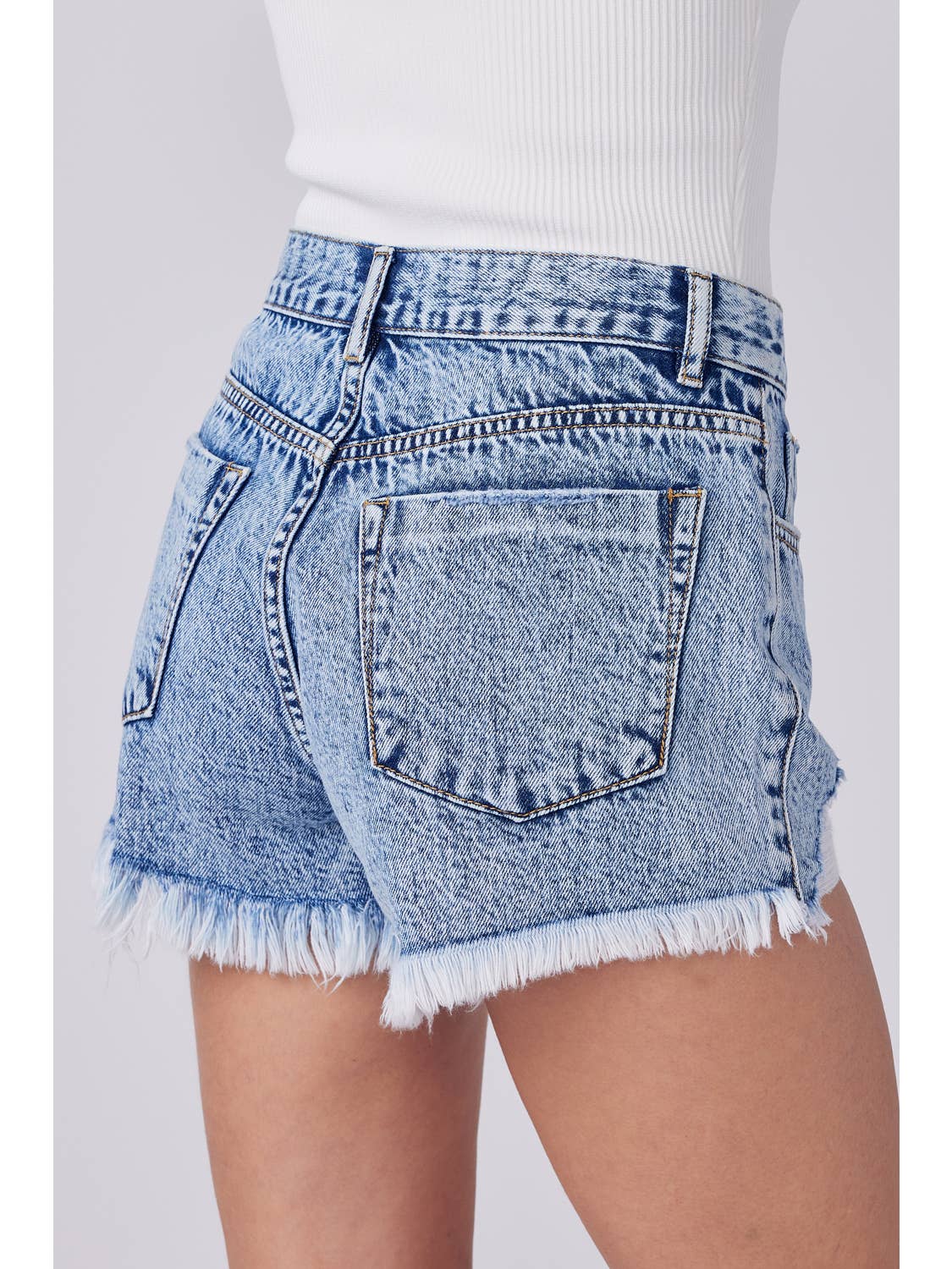 RIPPED HEM DENIM SHORTS/ ACID WASH