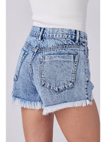 Load image into Gallery viewer, RIPPED HEM DENIM SHORTS/ ACID WASH
