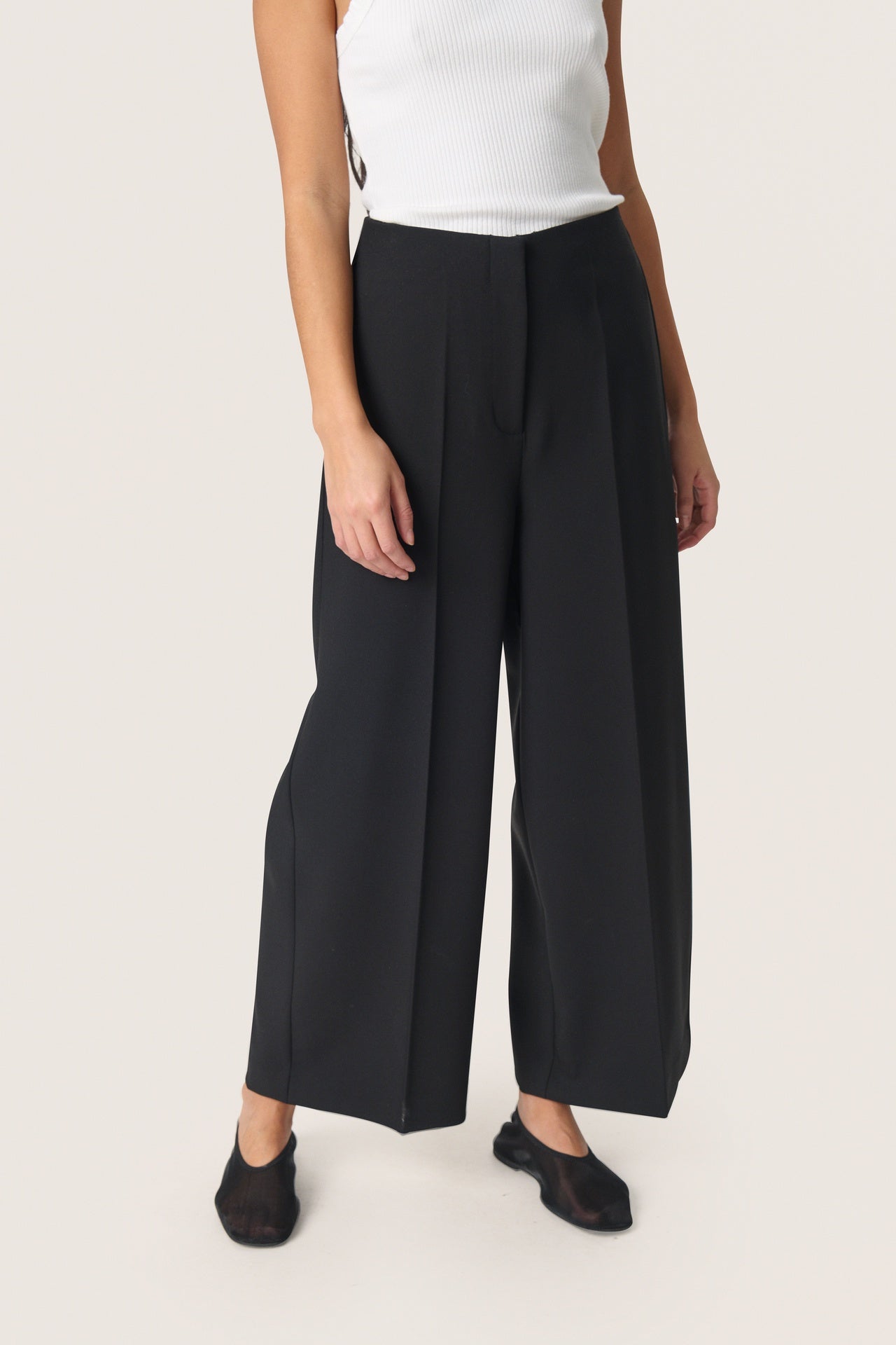 CORINNE WIDE CROP TROUSER