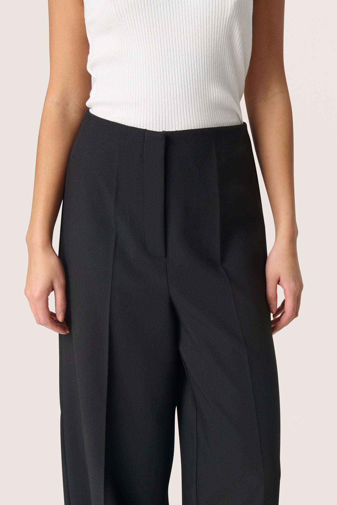 CORINNE WIDE CROP TROUSER