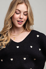 Load image into Gallery viewer, EMBROIDERED HEART BOXY SWEATER / Black
