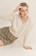Load image into Gallery viewer, MORNING LIGHT EMBROIDERED CARDIGAN / IVORY
