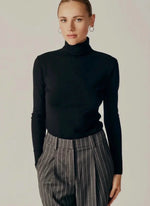 Load image into Gallery viewer, SILENE SWEATER / BLACK

