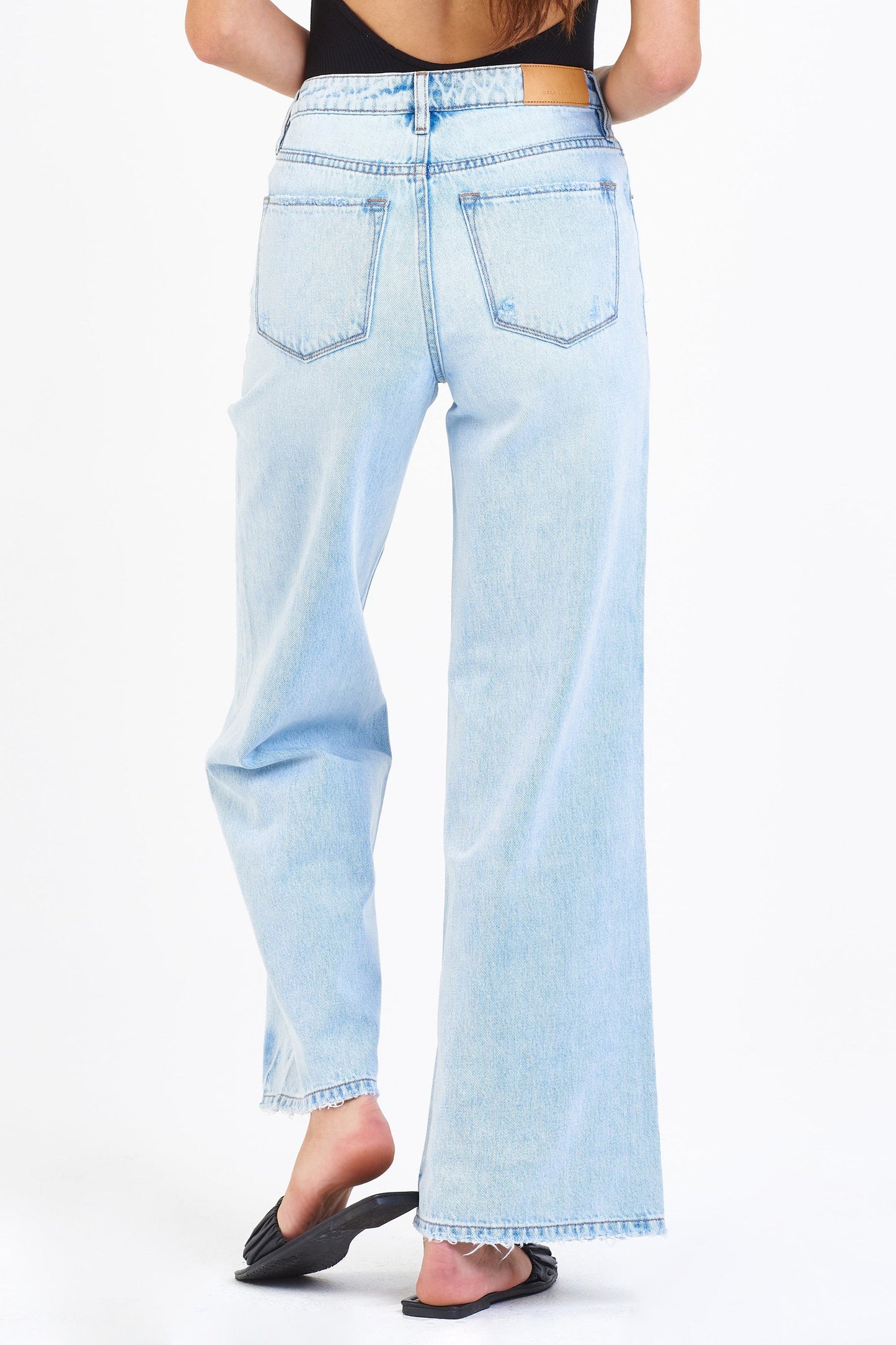 ELLE SUPER HIGH RISE WIDE LEG JEANS