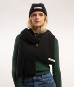 Load image into Gallery viewer, WYNN HAT &amp; SCARF SET / BLACK
