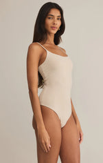 Load image into Gallery viewer, LUXE SMOOTH JERSEY BODYSUIT / SANDSHELL
