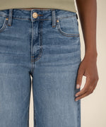 Load image into Gallery viewer, JEAN HR WIDE LEG CLEAN HEM / ABLAZE
