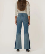 Load image into Gallery viewer, LULU HR BOOTCUT LEG / REWARDING
