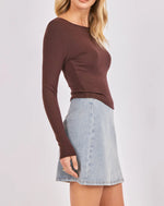Load image into Gallery viewer, RONAN BOAT NECK KNIT TOP / DARK BROWN
