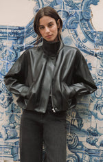 Load image into Gallery viewer, CORIN BUBBLE HEM JACKET
