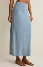 Load image into Gallery viewer, GAIL JERSEY DENIM MIDI SKIRT / OCEAN AIR INDIGO
