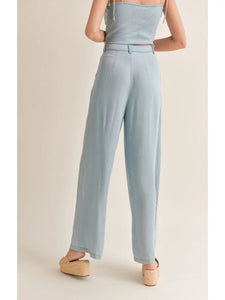 SOFT BREEZE CHAMBRAY WIDE LEG PANT / LIGHT WASH