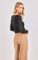 Load image into Gallery viewer, STARDOM LACE LONG SLEEVE TOP
