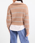 Load image into Gallery viewer, WARM CHAI QUARTER ZIP PULLOVER
