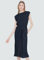 Load image into Gallery viewer, TIE WAIST KNIT DRESS / BLACK
