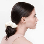 Load image into Gallery viewer, ECO-FRIENDLY TOWEL SCRUNCHIES / IVORY
