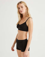 Load image into Gallery viewer, CUT OUT BRALETTE / Black
